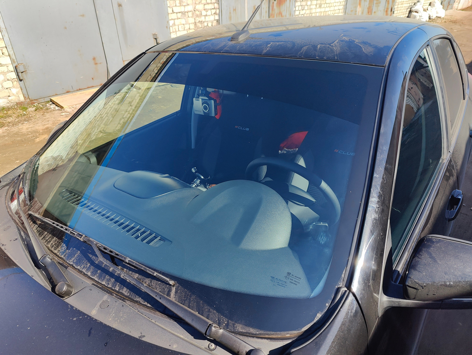 Тонировка и исправление заводских косяков — Lada Гранта Лифтбек (2G), 1 ...