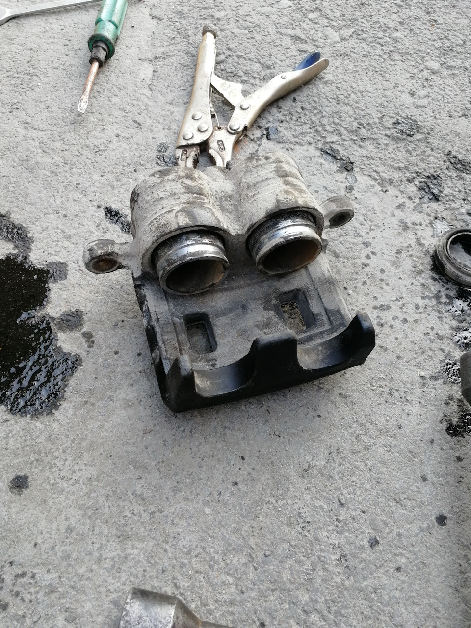 Замена жидкости в сцеплении и ребилд передних суппортов — Subaru ...