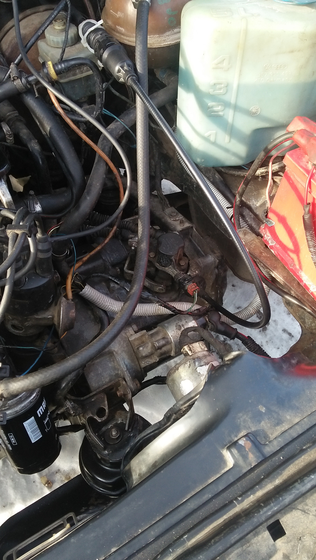 Привожу в порядок проводку подкапотом — Volkswagen Passat B3, 1,8 л ...