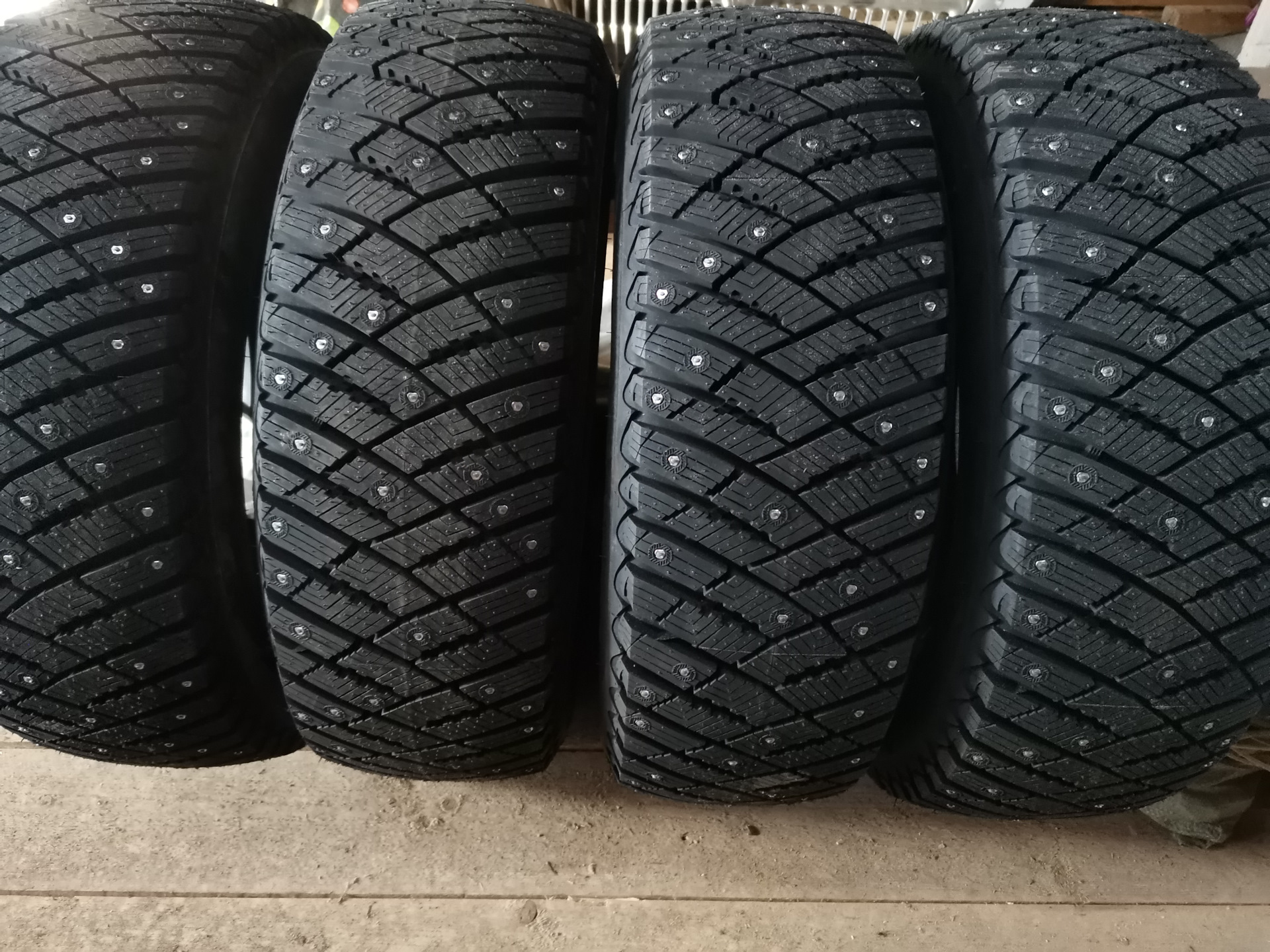 Goodyear ultragrip ice arctic r17