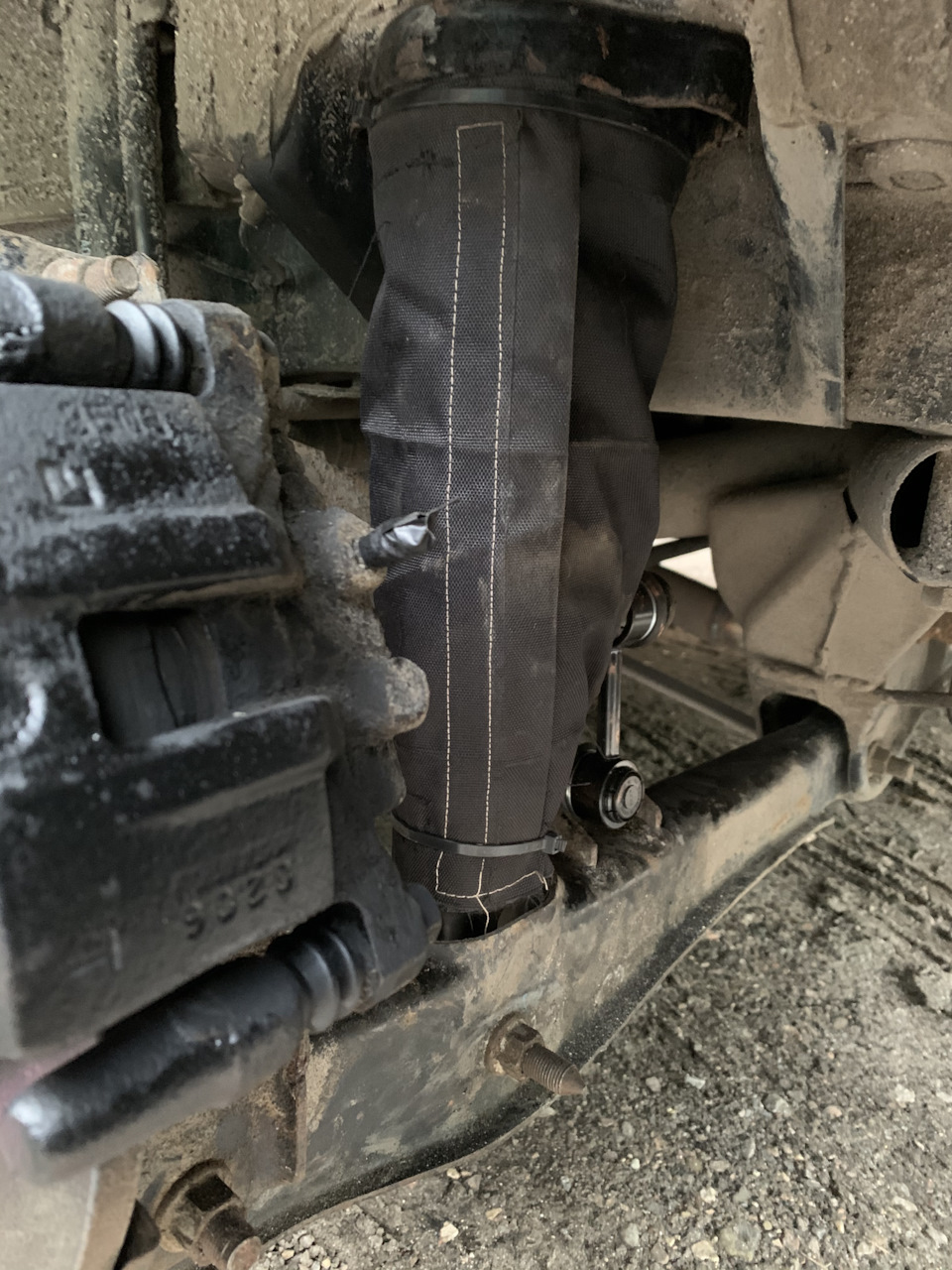 Чехлы на койловеры XYZ SS — Mitsubishi Lancer X, 2 л, 2008 года ...