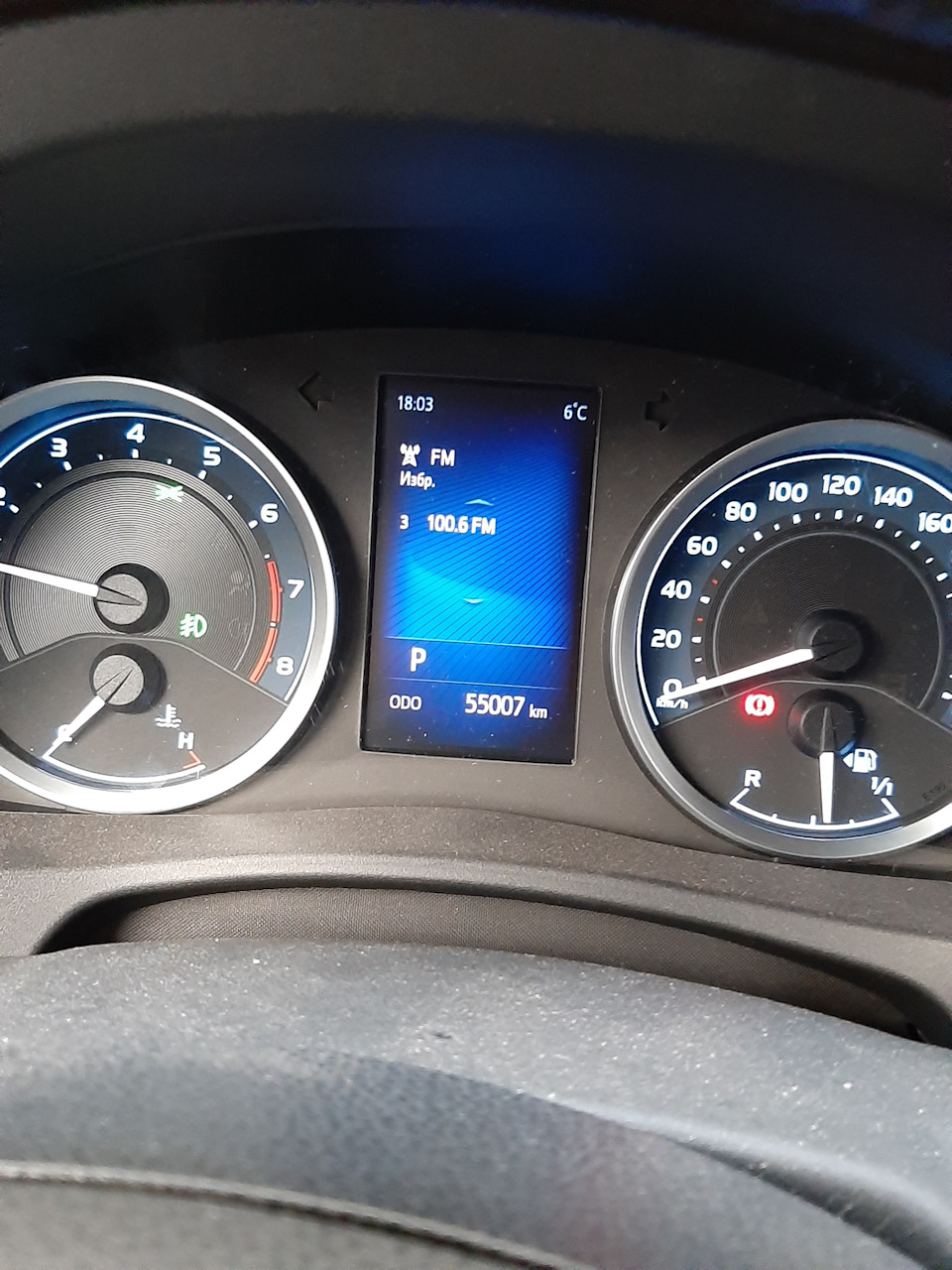 Отображение с ГУ на экране приборки — Toyota Corolla (160)