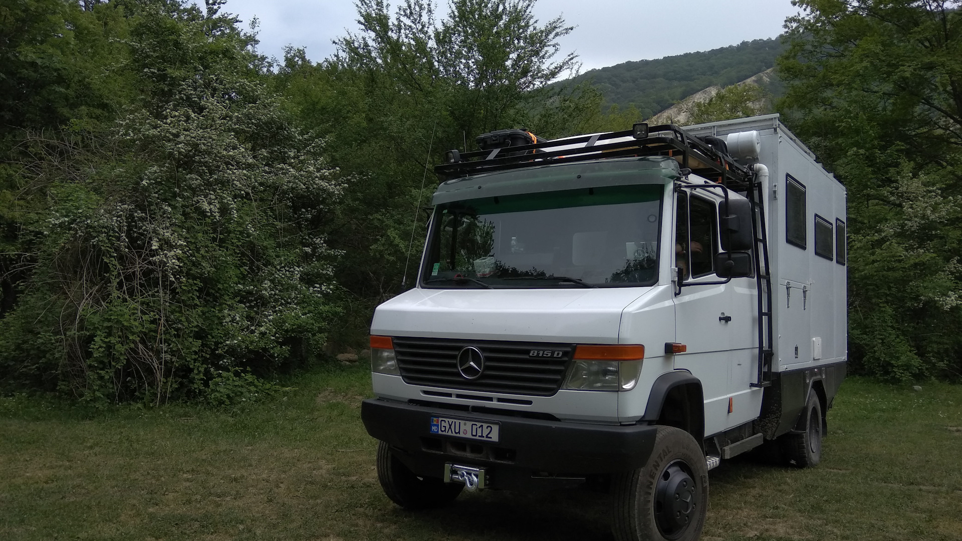 Mercedes-Benz Vario 4.2 дизельный 2003 | Кемпер 4x4 Camioncic на DRIVE2