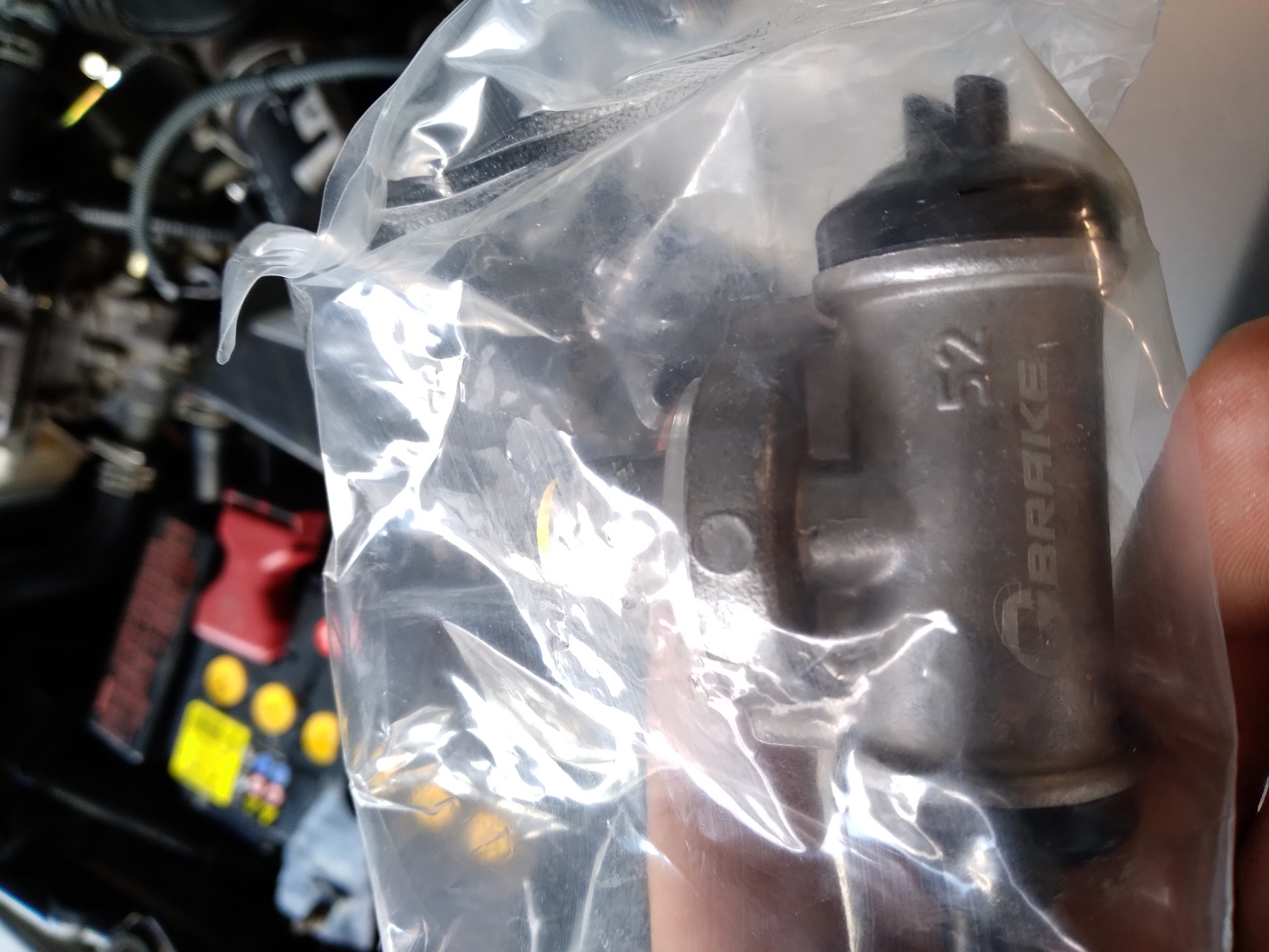Замена заднего тормозного цилиндрика. — Nissan Sunny (B15), 1,5 л, 2002 ...