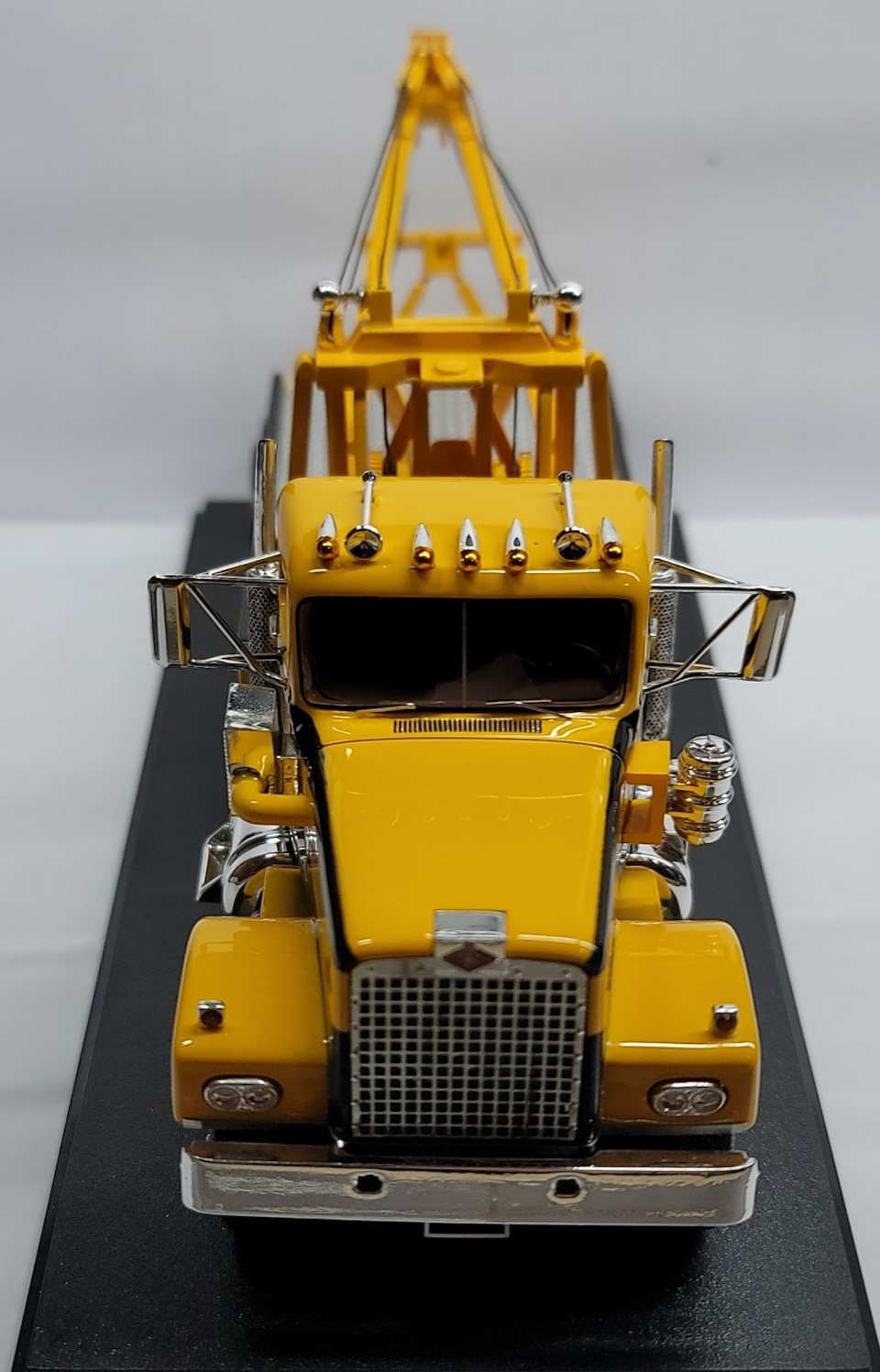 DIAMOND REO Tow Truck 1971.Neo 1:43 — Сообщество «Масштабные Модели» на  DRIVE2