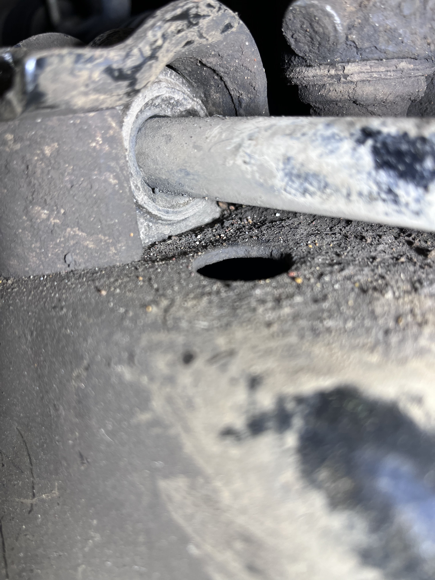 Замена втулок поперечного стабилизатора переднего фф1 usa — Ford Focus ...