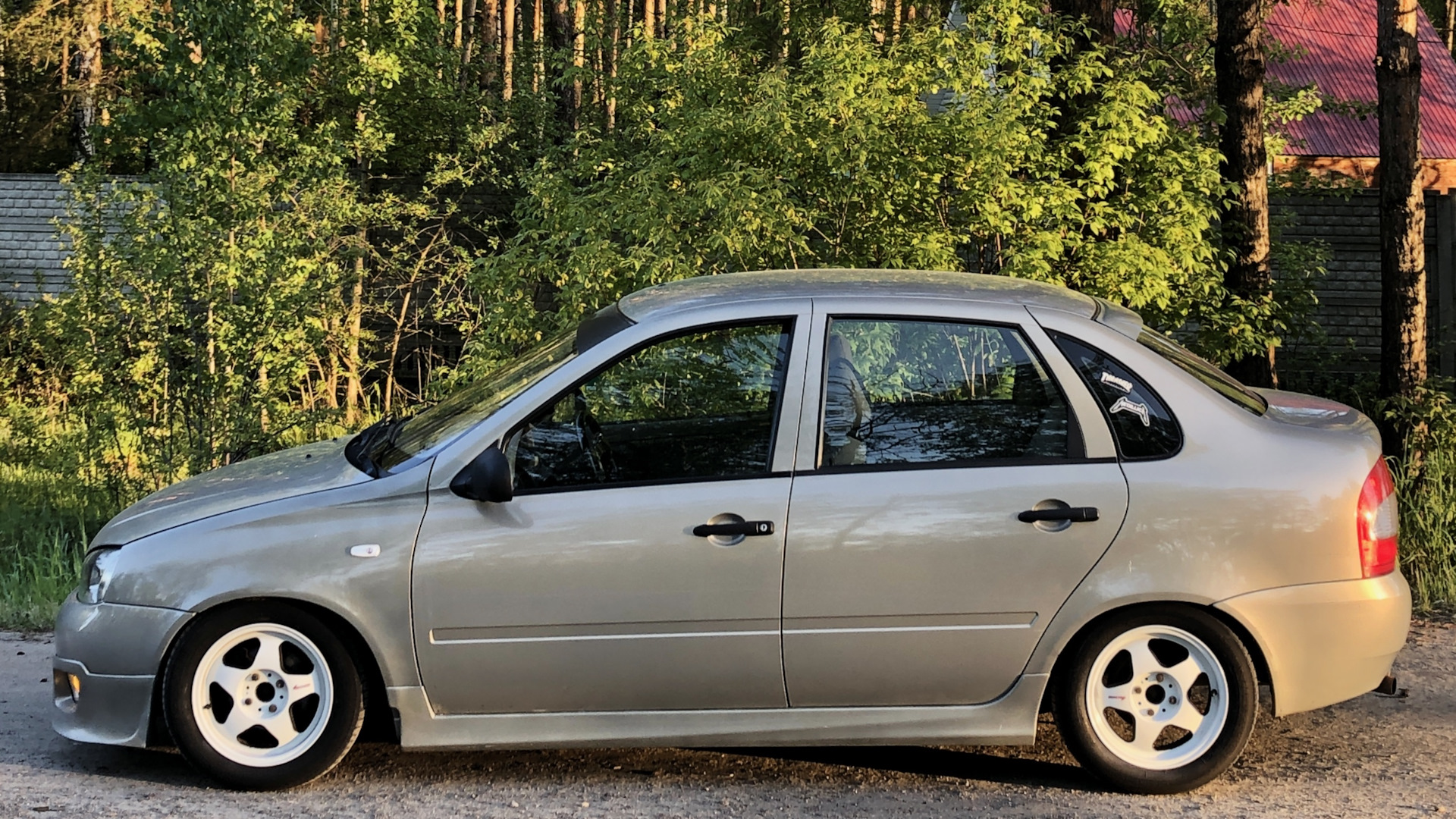 Lada Калина седан 1.6 бензиновый 2005 | Фитухи со стипухи на DRIVE2