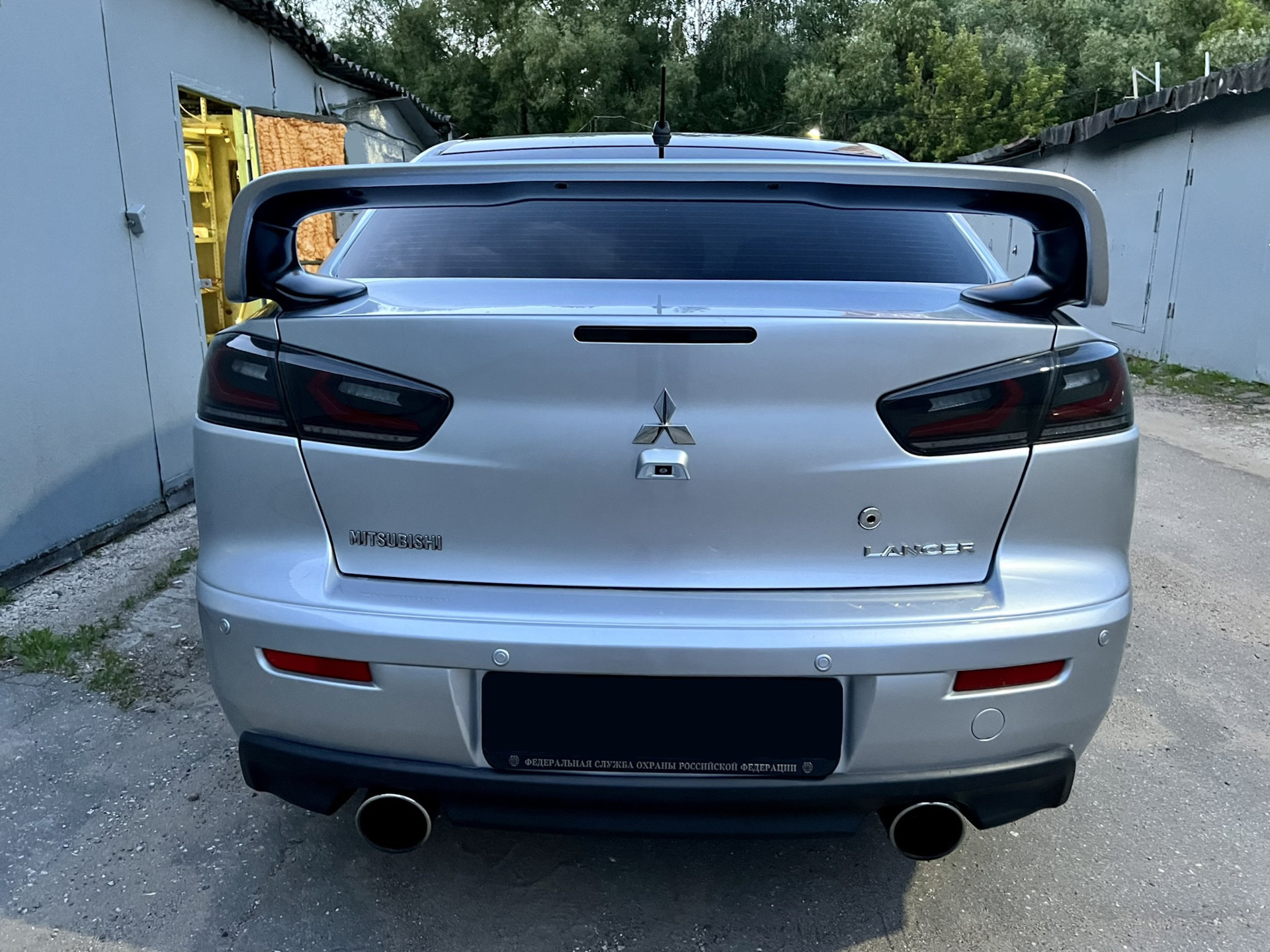 Тонированный стоп-сигнал — Mitsubishi Lancer X, 2,4 л, 2008 года ...