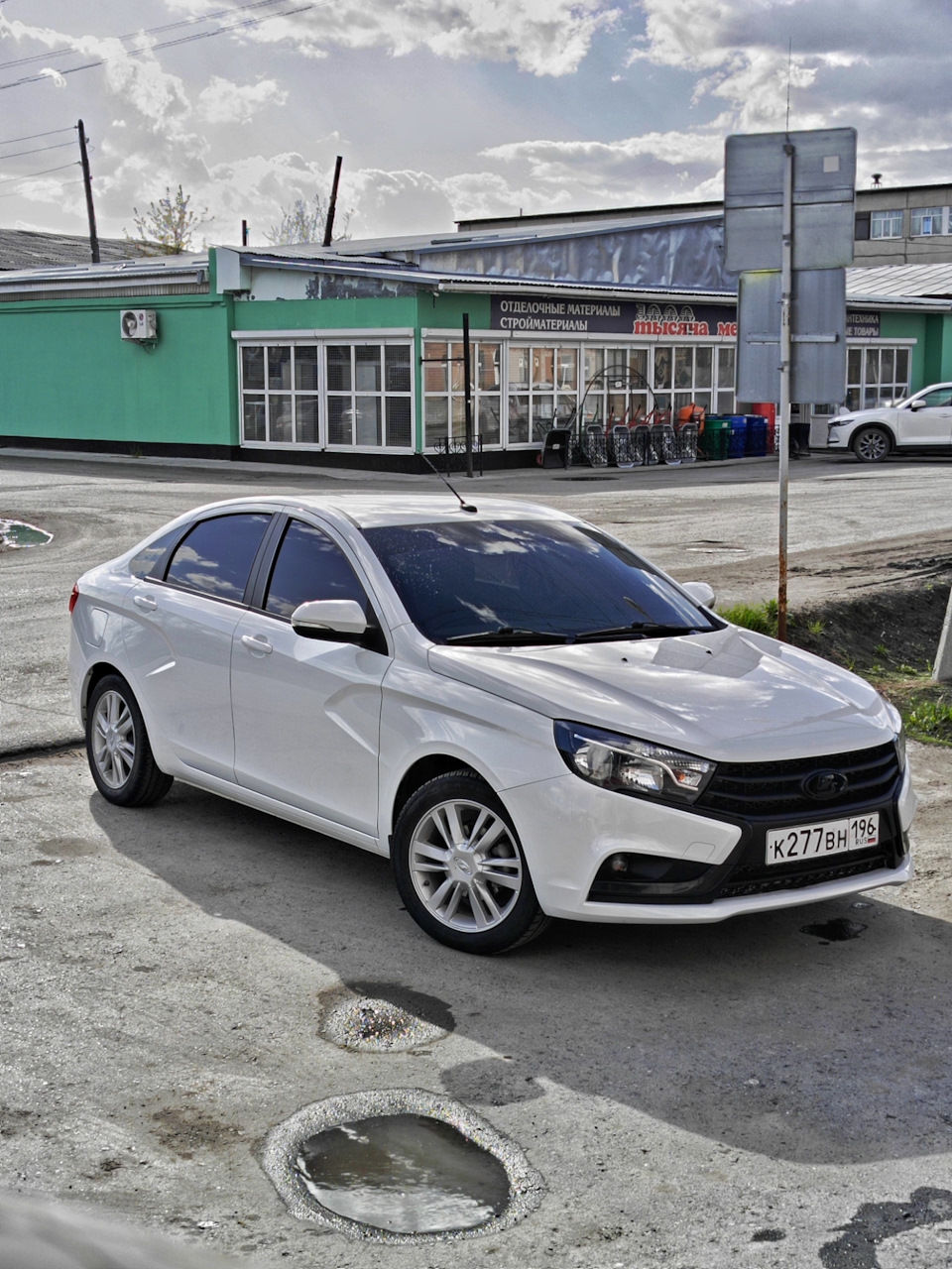 Занижение минус 30 и антихром — Lada Vesta, 1,6 л, 2018 года | тюнинг |  DRIVE2