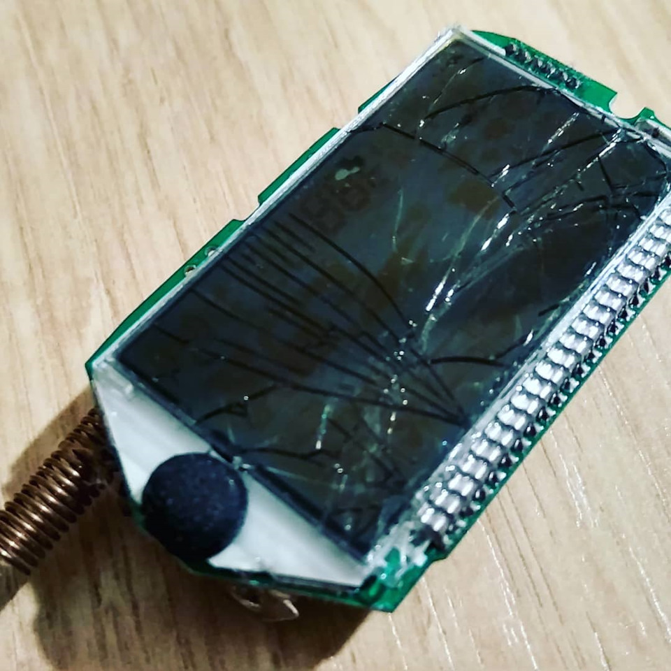 Замена дисплея на пульте ДУ старлайн А91 — Toyota Caldina (241), 1,8 л ...