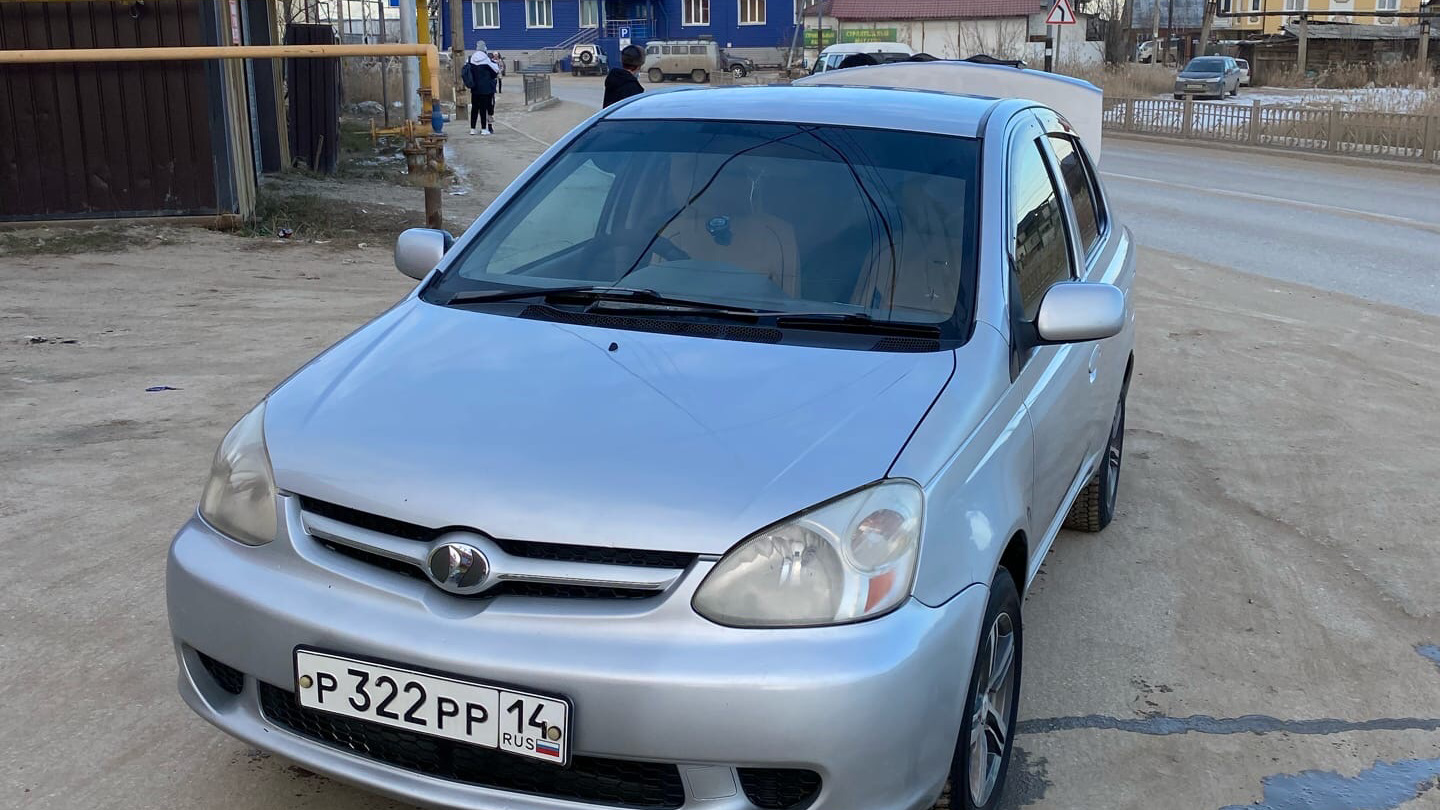 Toyota Platz 1.0 бензиновый 2003 | на DRIVE2