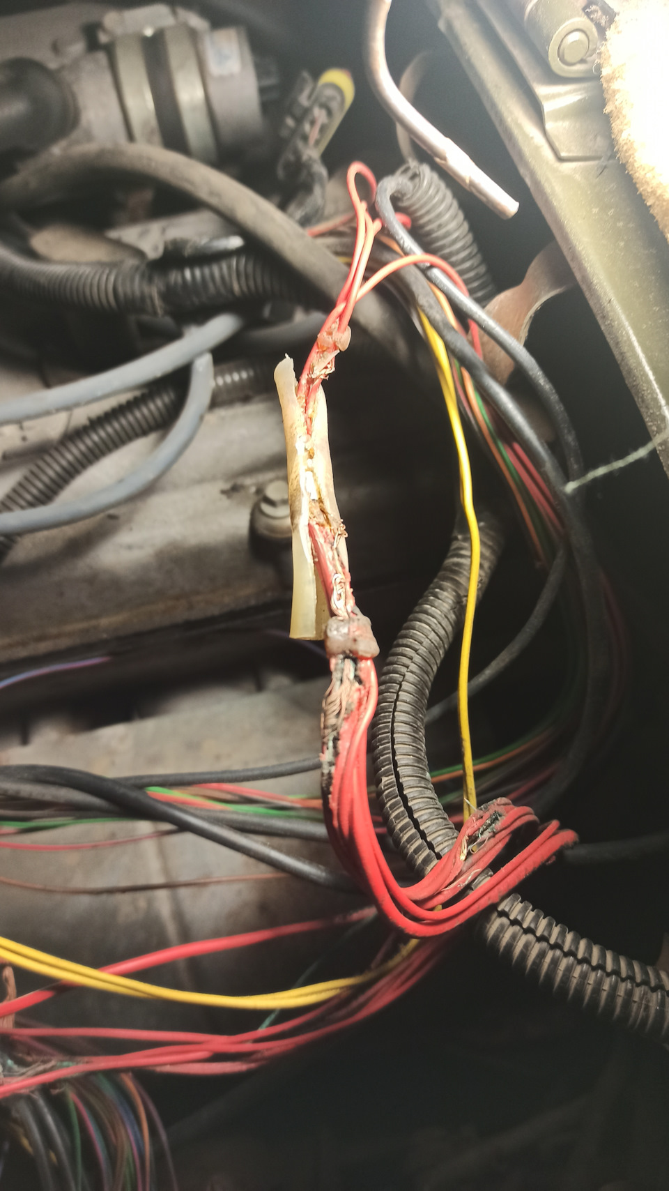 УАЗ ремонт электропроводки — УАЗ 3909, 2,7 л, 2011 года | поломка | DRIVE2