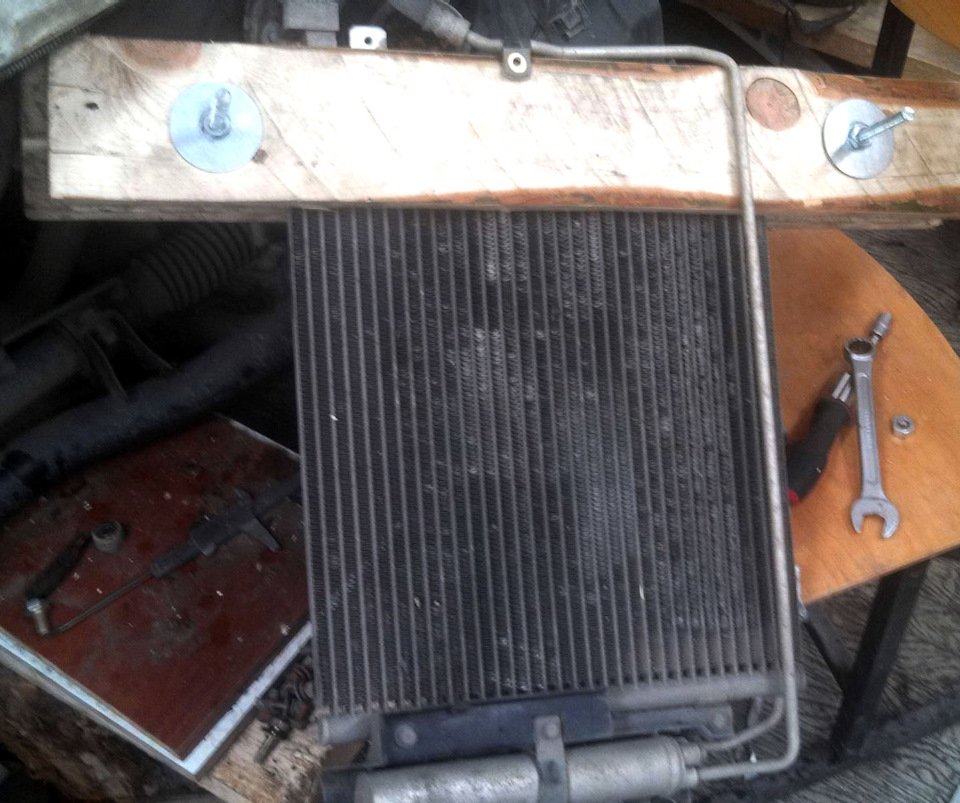 Правка радиатора кондиционера. — Mitsubishi Minicab, 0,7 л, 2005 года ...