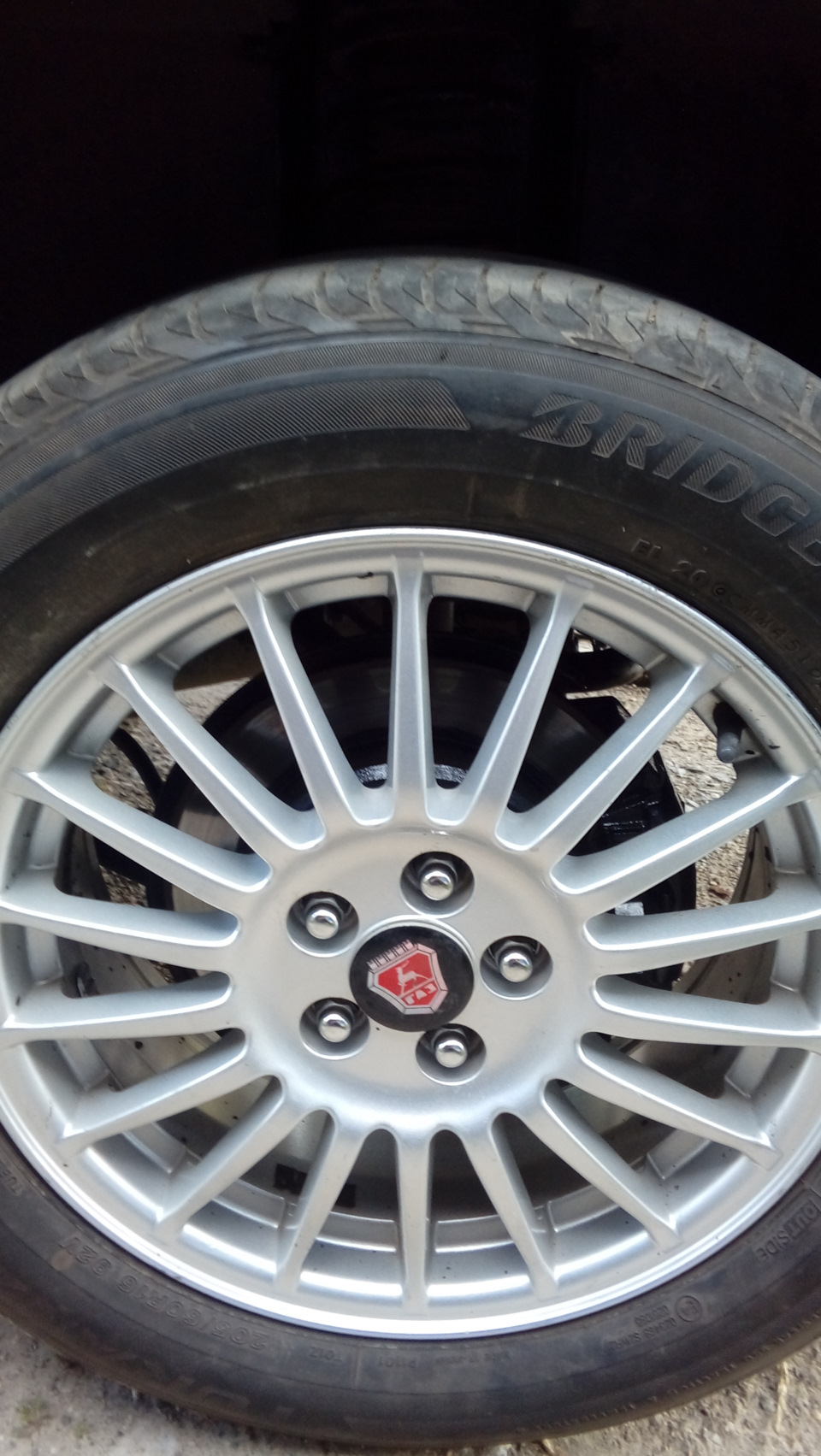 Какие шаровые опоры лучше на фольксваген поло седан - 87 фото