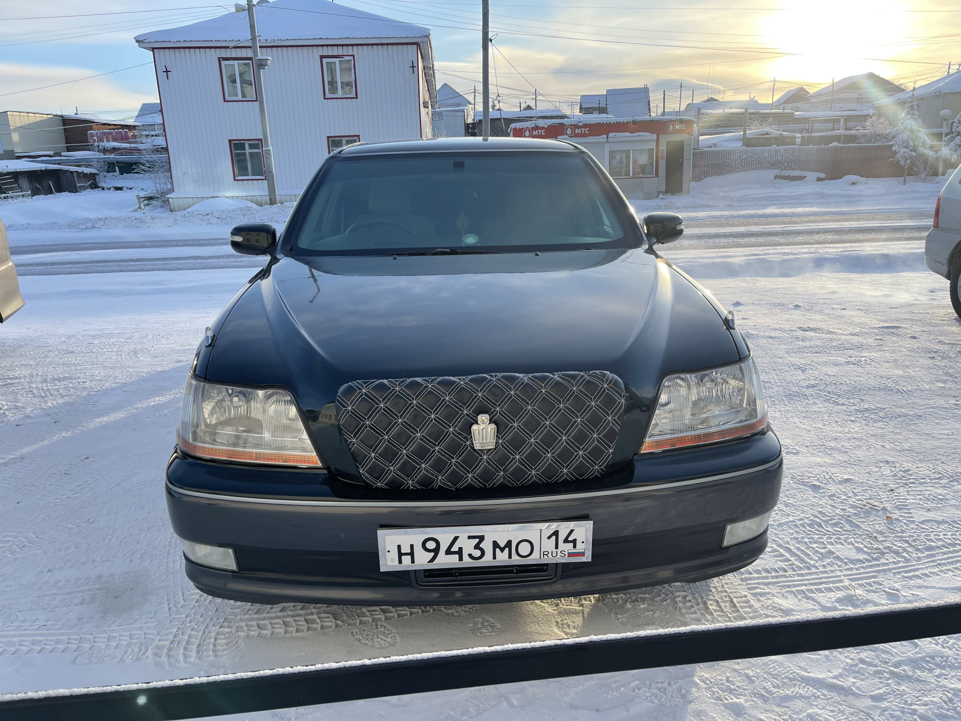 Toyota Crown Majesta s210