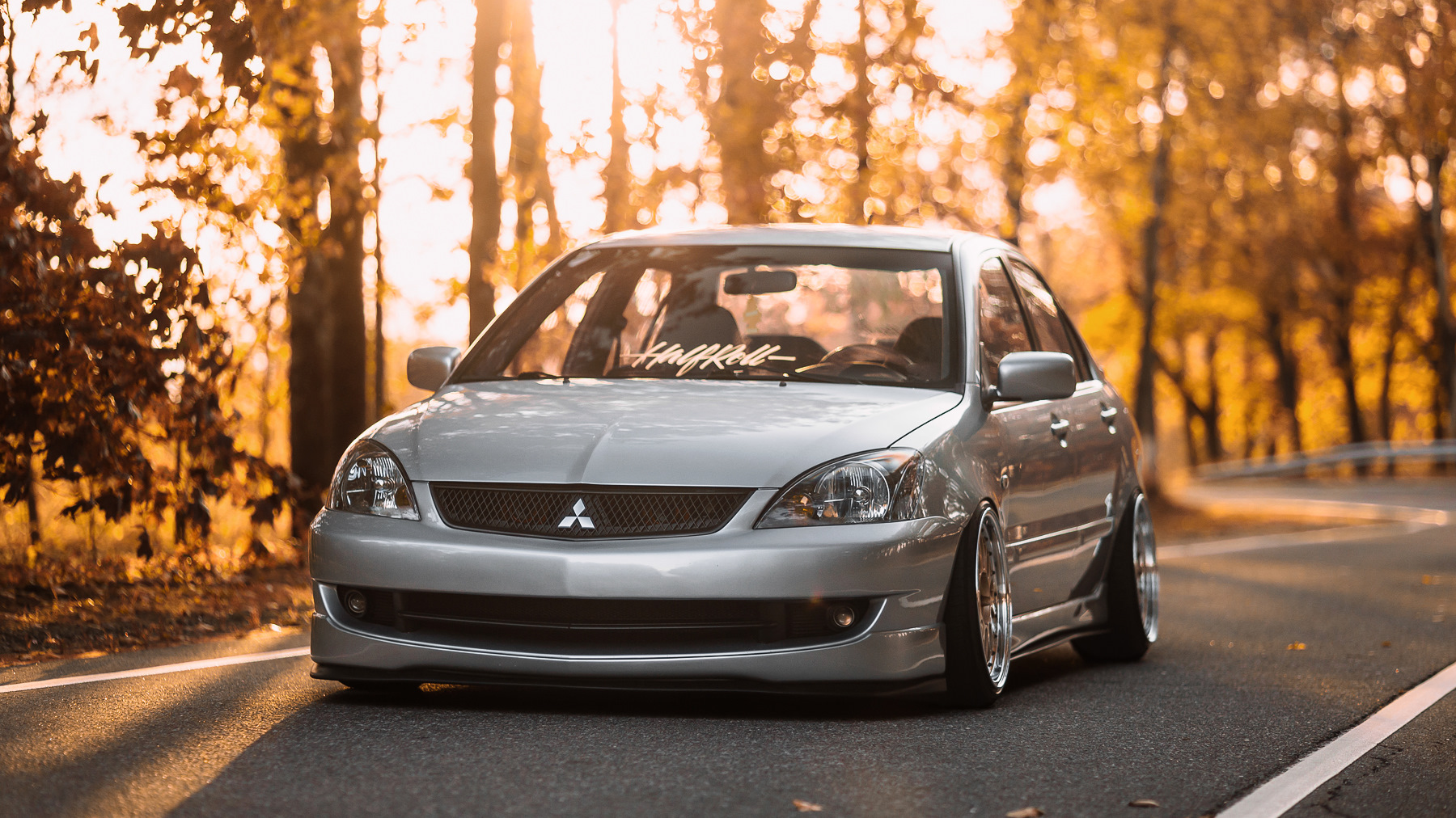 Mitsubishi lancer 9 фото