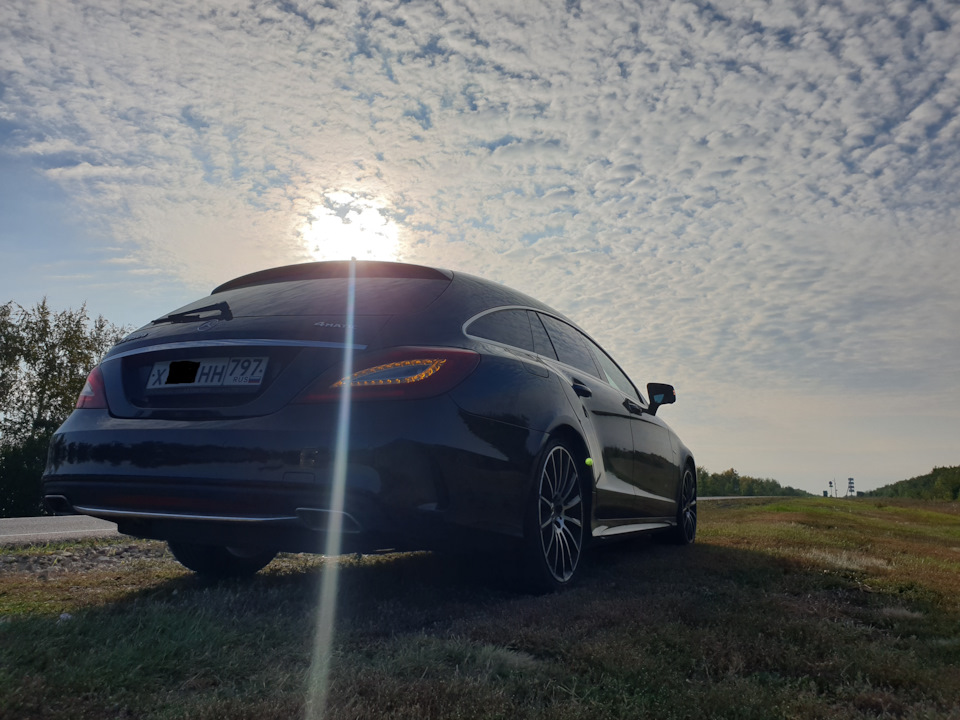 CLS shooting Brake с автобоксом на крыше