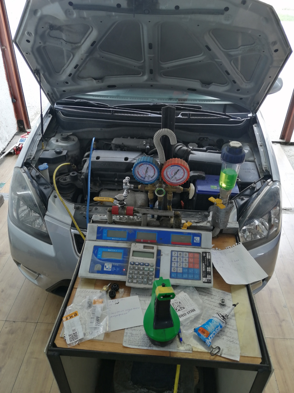 Обслуживание кондиционера. — KIA Rio (2G), 1,4 л, 2010 года | плановое ...