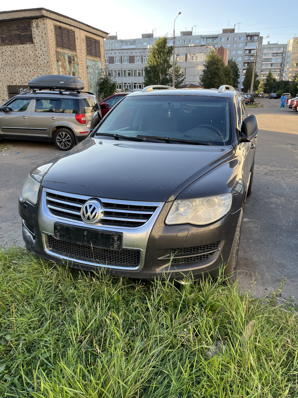 Сняли номера — Volkswagen Touareg (1G), 3,6 л, 2008 года | нарушение ПДД |  DRIVE2