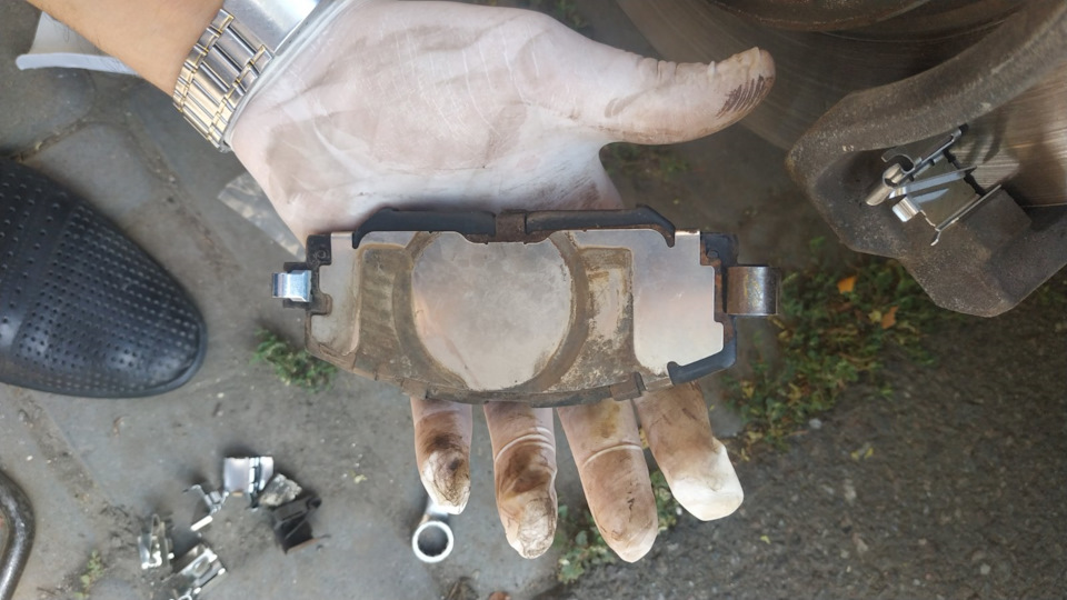 Выключатель массы — LADA Приора хэтчбек, 1,6 л., 2010 года | аксессуары ...