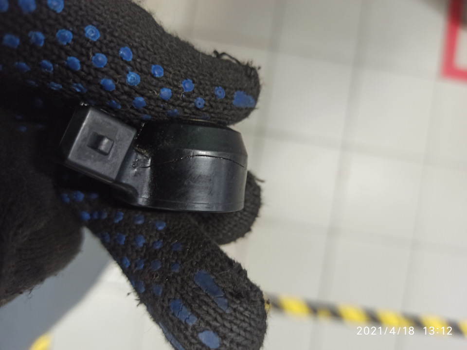 Чистка впускного коллектора + замена датчика детонации vq30de — Mazda ...