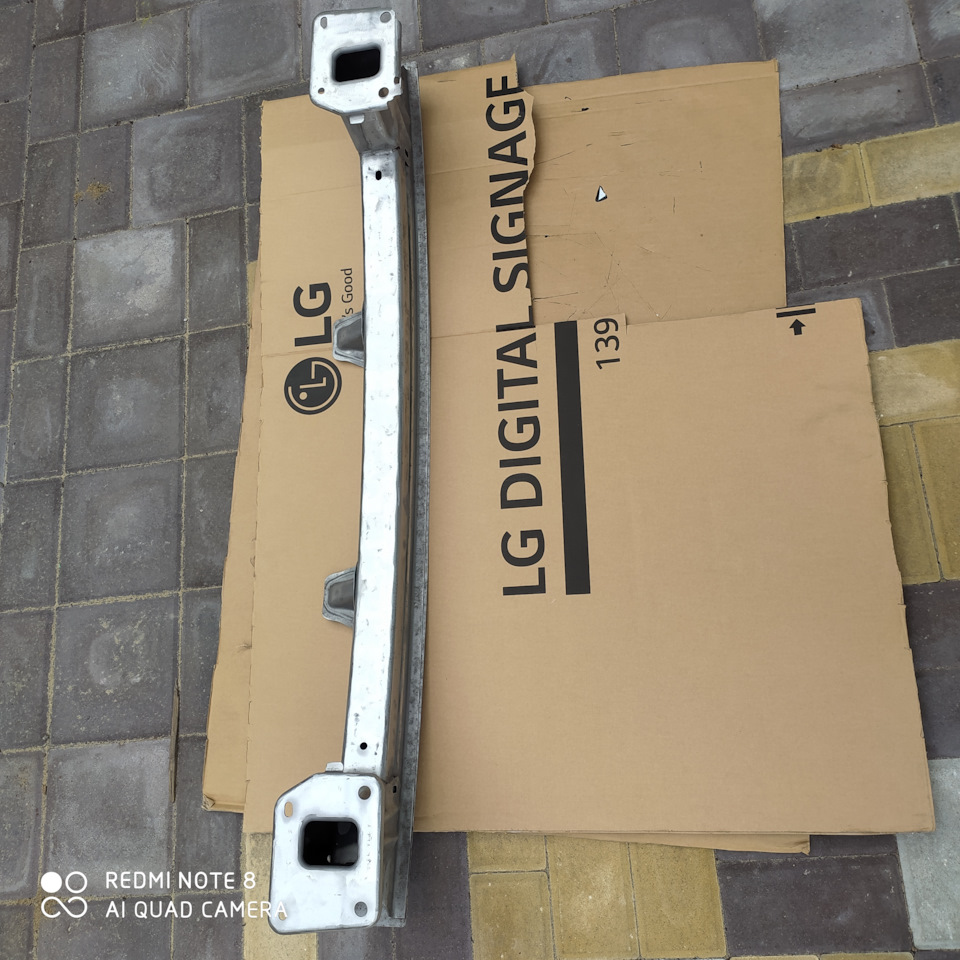 Приводим в порядок усилитель бампера задний — Ford Focus Sedan III, 2 л ...