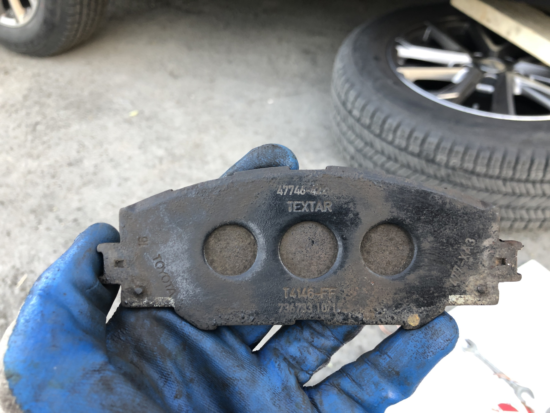 колодки тойота рав 4 2020