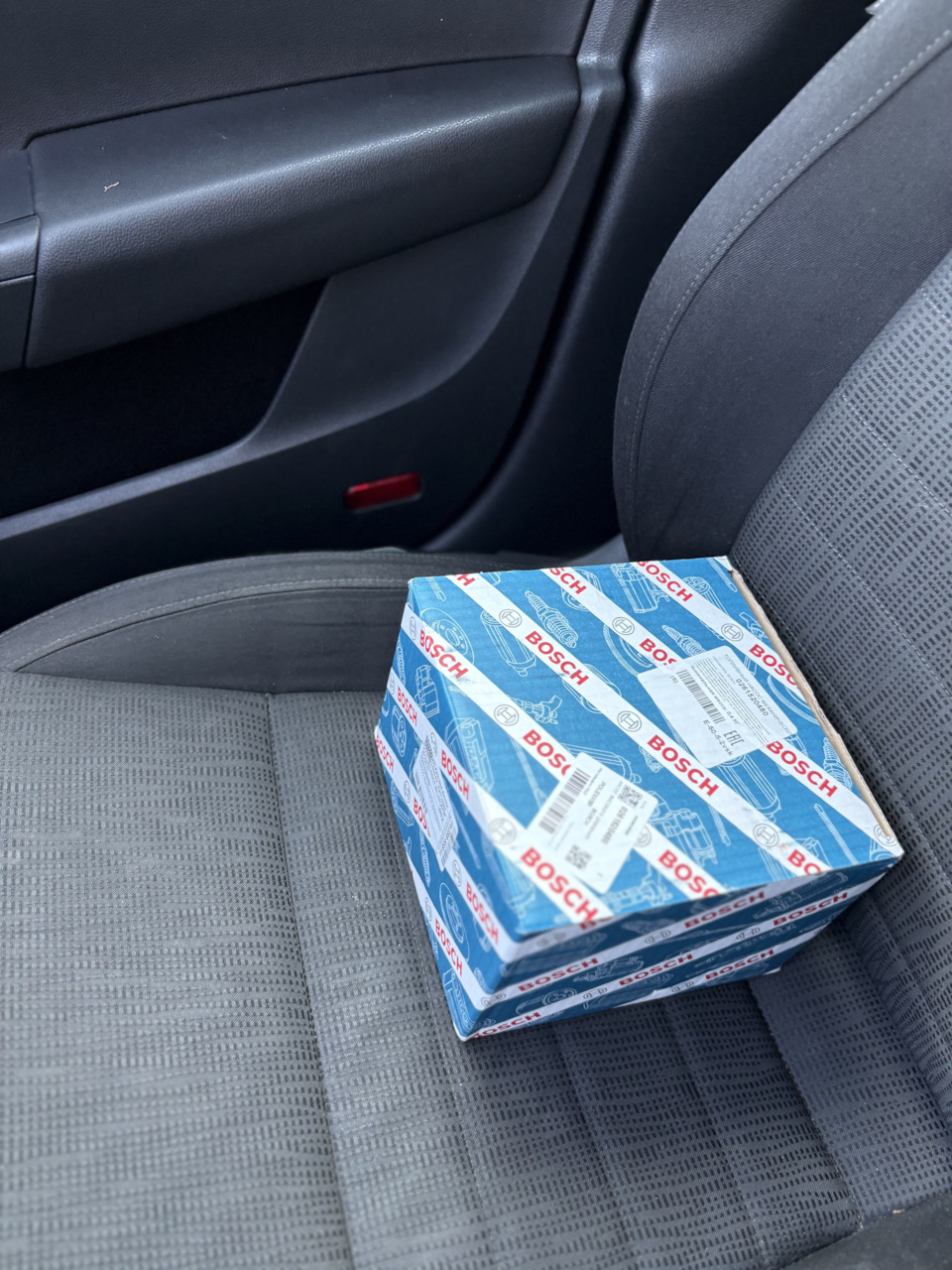 Даже по коробке и то — вопросов нет — Skoda Octavia A7 Mk3