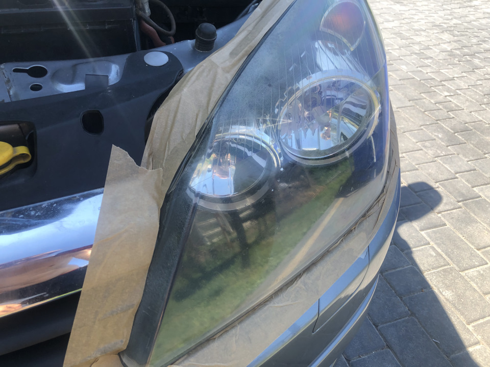 Полировка фар пастой на восковой основе — Opel Astra H, 1,6 л, 2006 ...