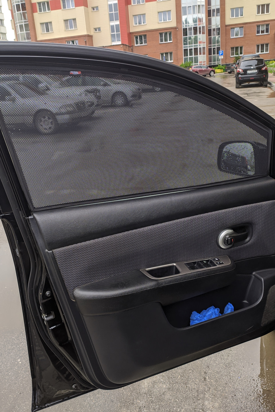 Светопропускаемость. — Nissan Tiida (1G)