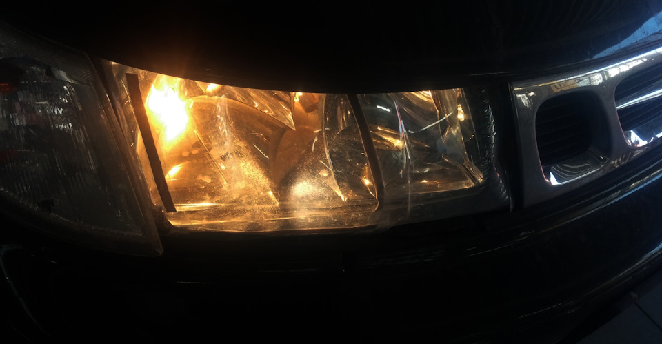 Чего только из пластиковой бутылки не делают. Вот и тут сгодилась. Пока так — Saab 9-5 (1G)