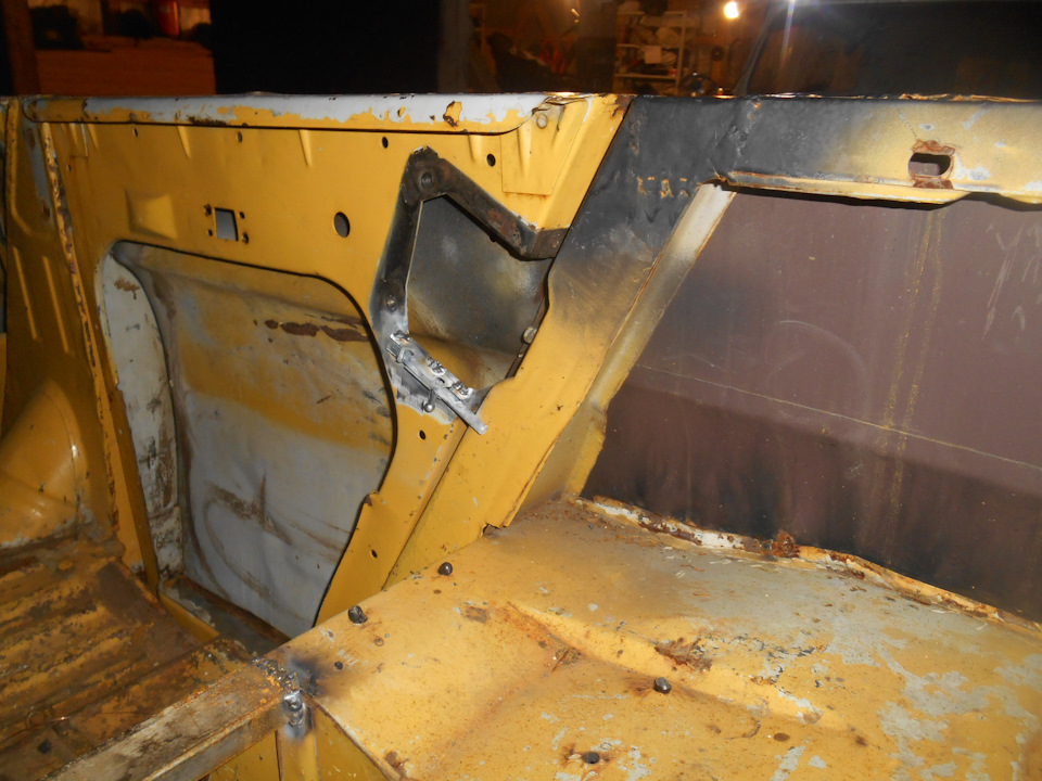 замки задних дверей — УАЗ 469, 3 л, 2018 года | аксессуары | DRIVE2