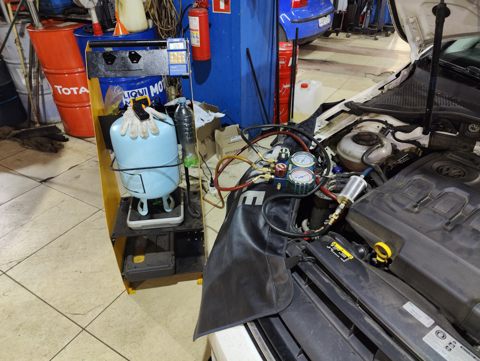 Заправка фреона. Замена 1234 на 134! — Volkswagen Golf Variant (Mk7), 1 ...