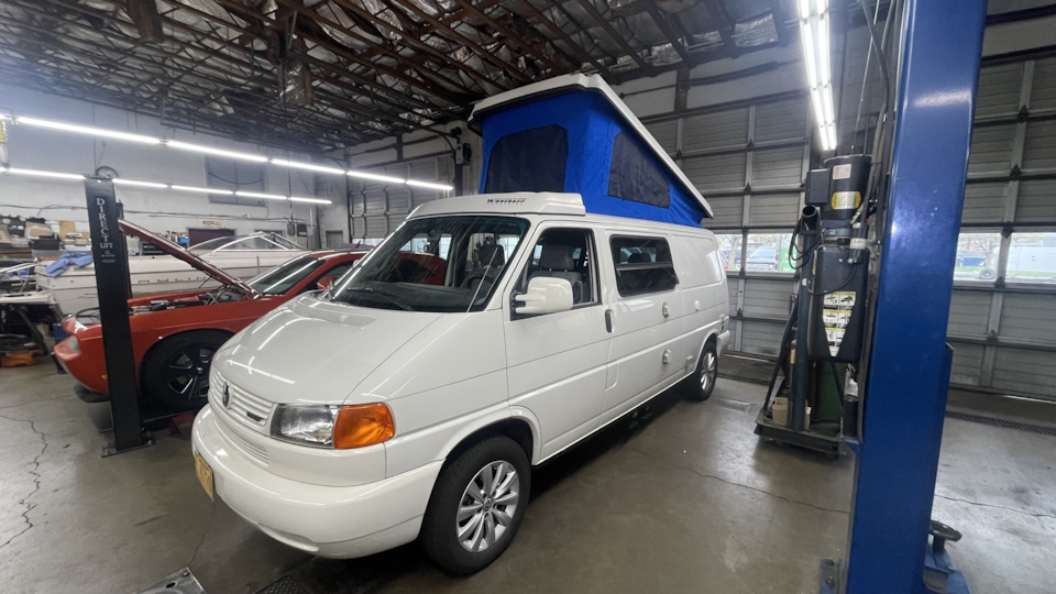 Volkswagen Eurovan Winnebago