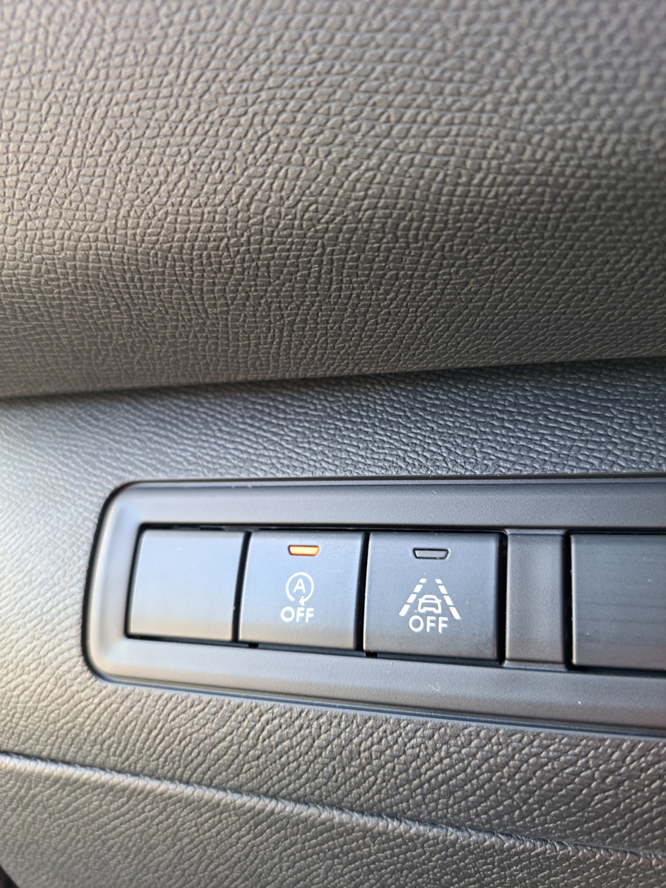 Отключение Start/Stop. Замена передних колодок. — Peugeot 308 SW (2G ...