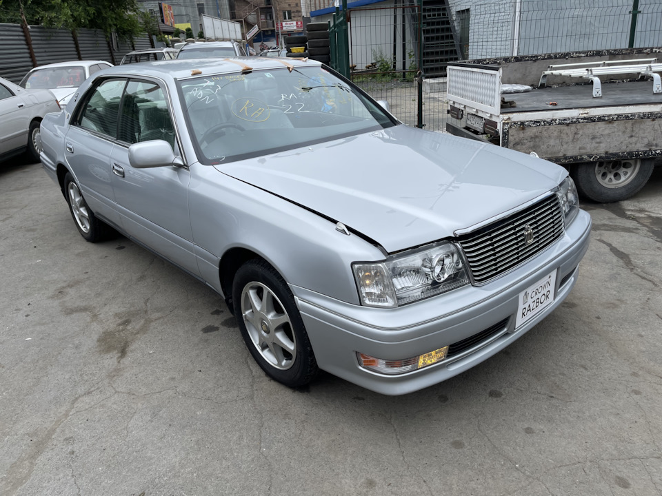 Краун разбор. Toyota crown royal touring. toyota crown 1998. тойота краун 1998. тойота кроун 1998.