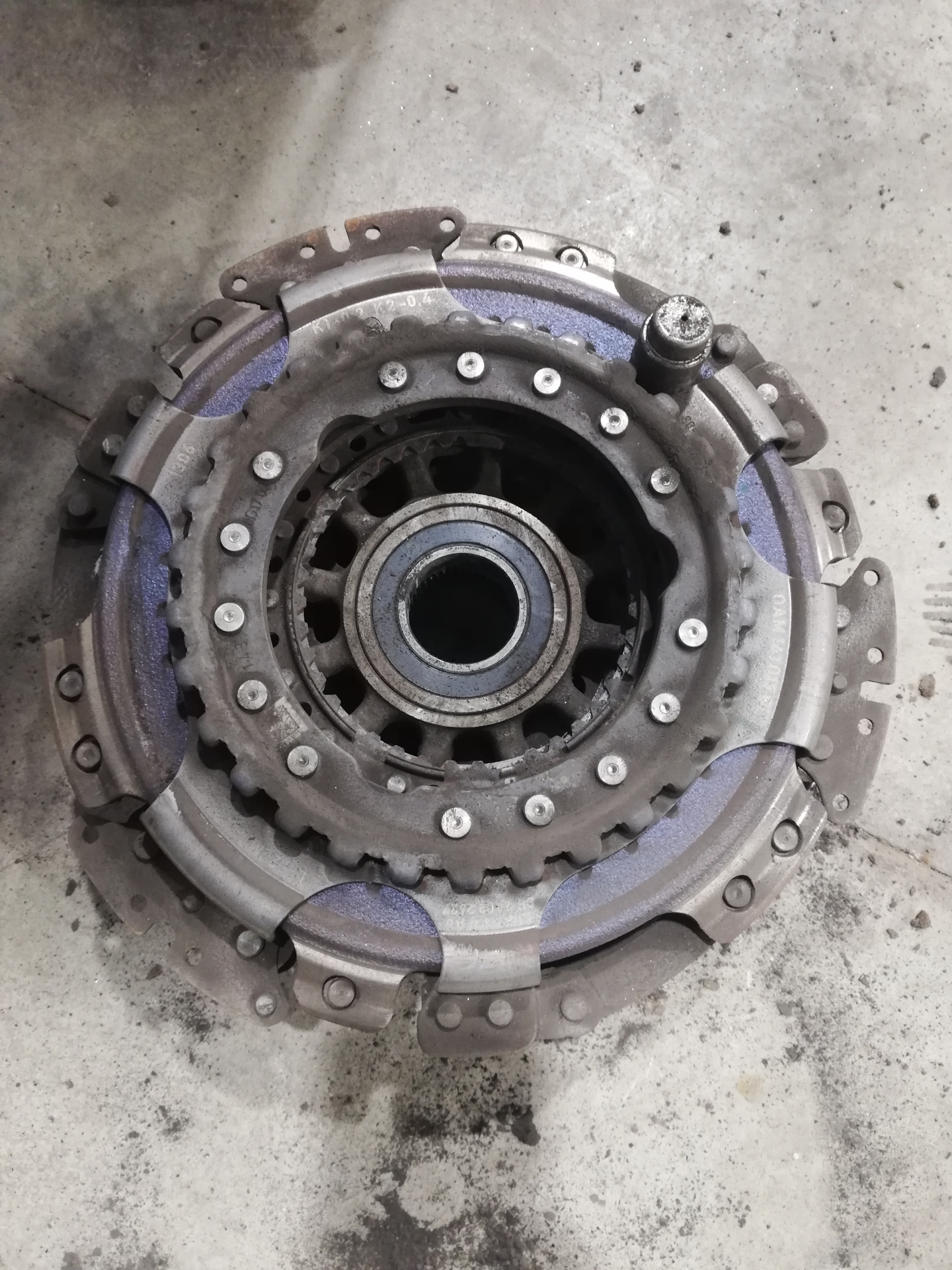 Замена сцепления dsg-7 — Volkswagen Polo Hatchback Mk5, 1,2 л, 2012 ...