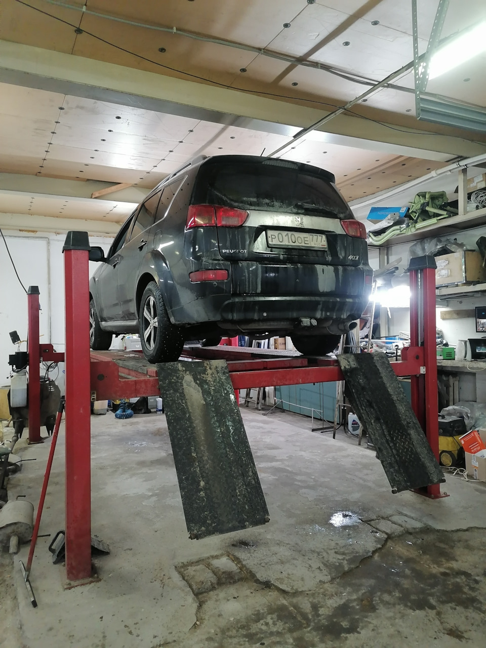 Первое ТО (устранение очевидного) — Peugeot 4007, 2,4 л, 2008 года ...