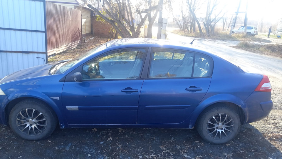 Замена стартера — Renault Megane II, 1,6 л., 2006 года | поломка | DRIVE2