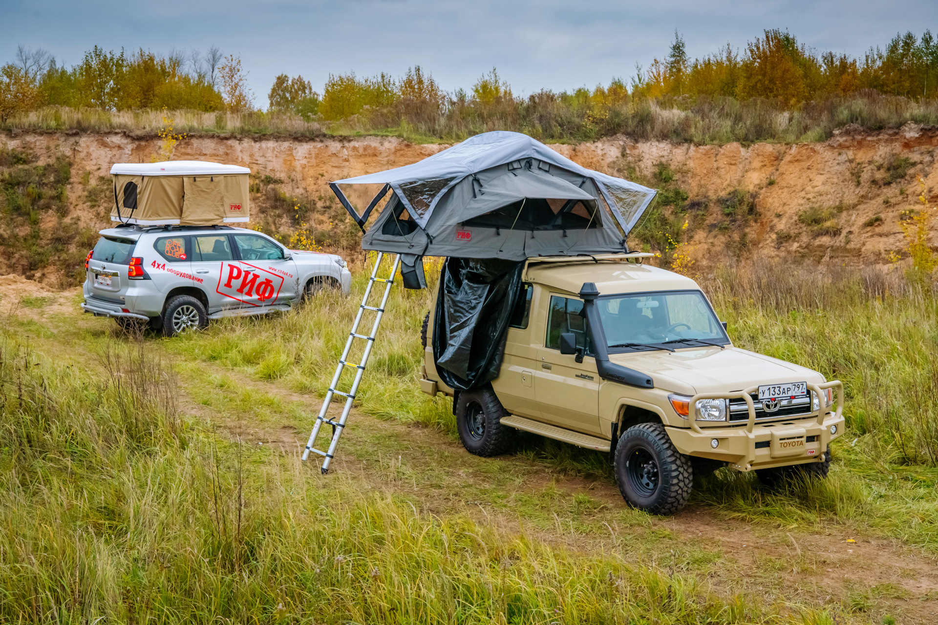 Палатка на крышу авто риф. Флотомашина риф 25. Риф авто. Выдвижной тент для автомобиля к багажнику на крыше. Риф машина.