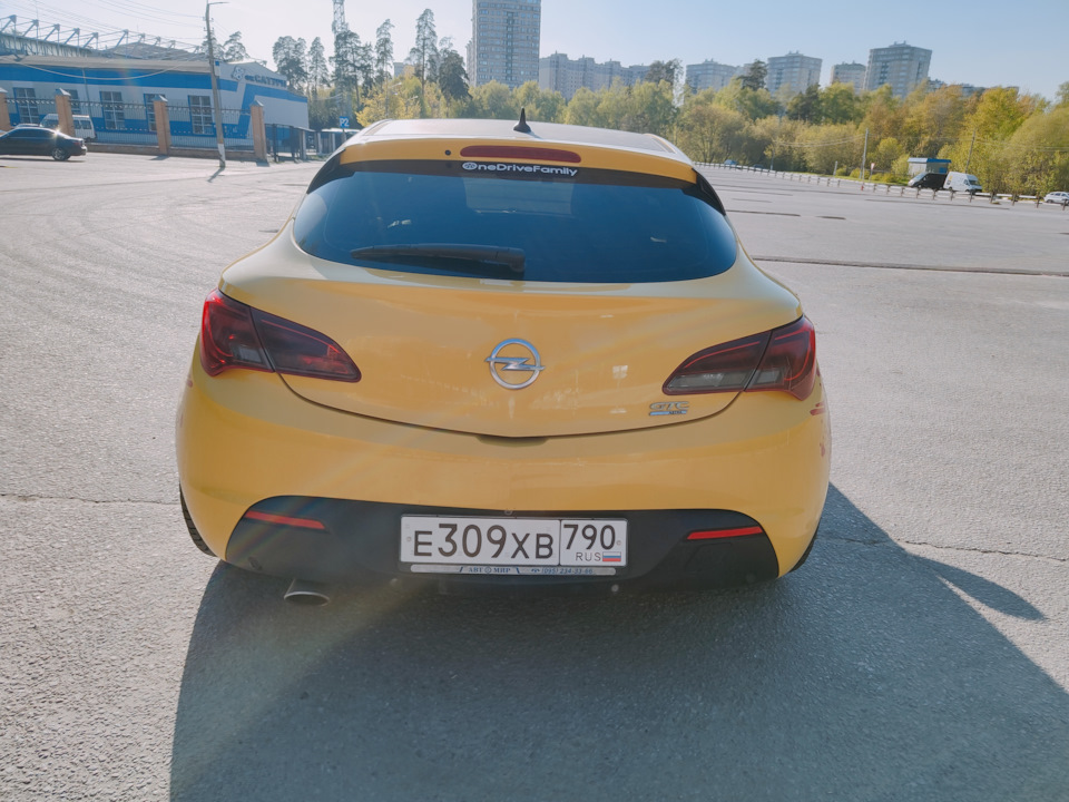 Фото в бортжурнале Opel Astra J GTC