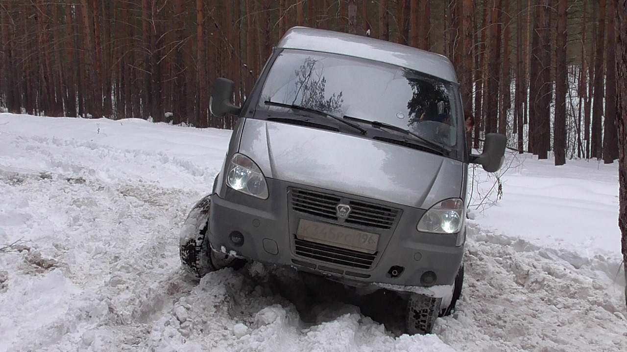 Соболь видео. Соболь НН 4х4. Соболь cummins 4x4. Колея Соболь 4х4. Соболь 4х4 перед.