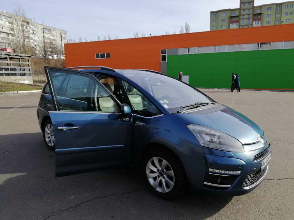 Фото в бортжурнале Citroen Grand C4 Picasso (2G)