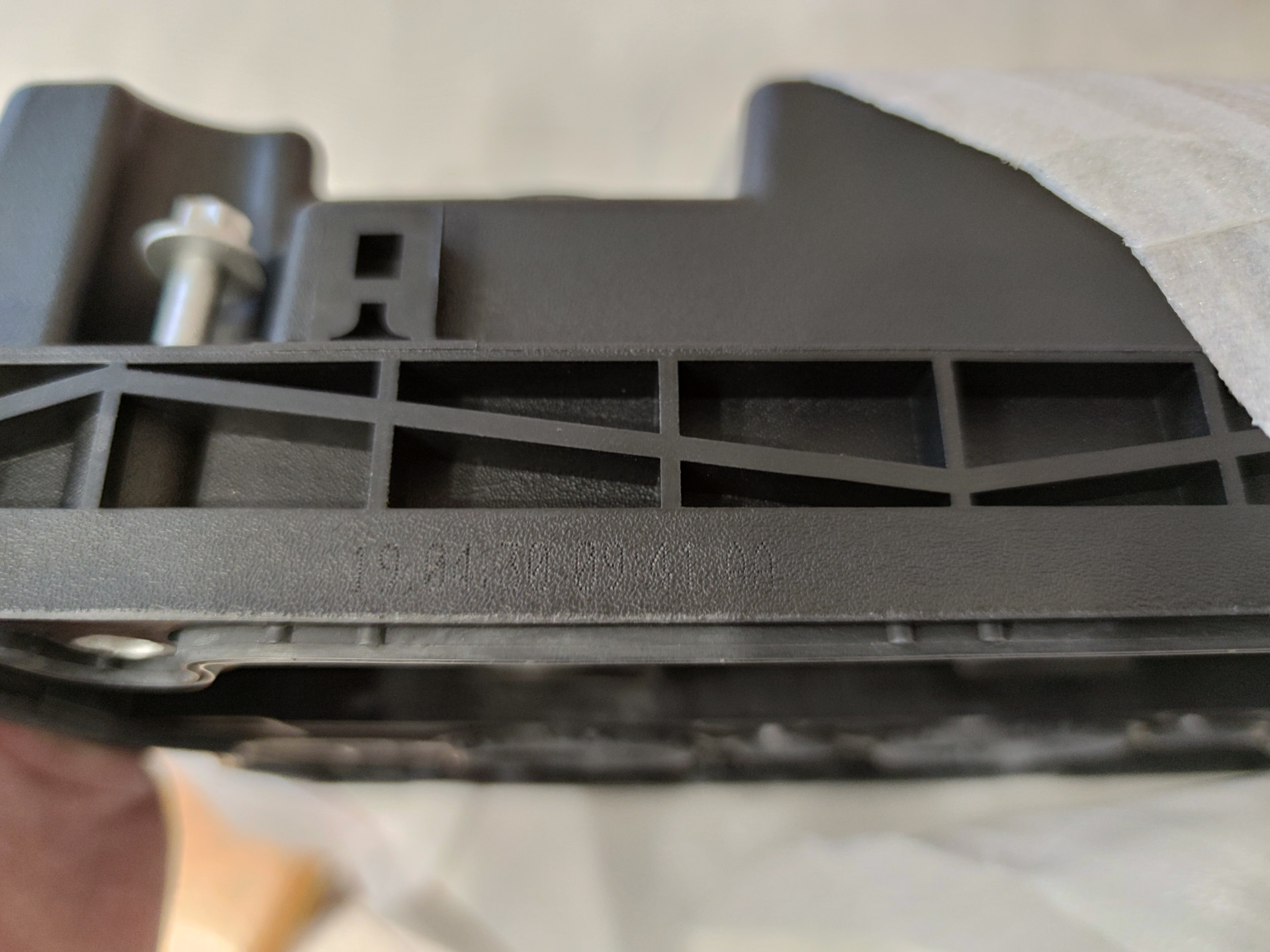 Клапанная крышка a16xer — Opel Astra J, 1,6 л, 2013 года | поломка | DRIVE2