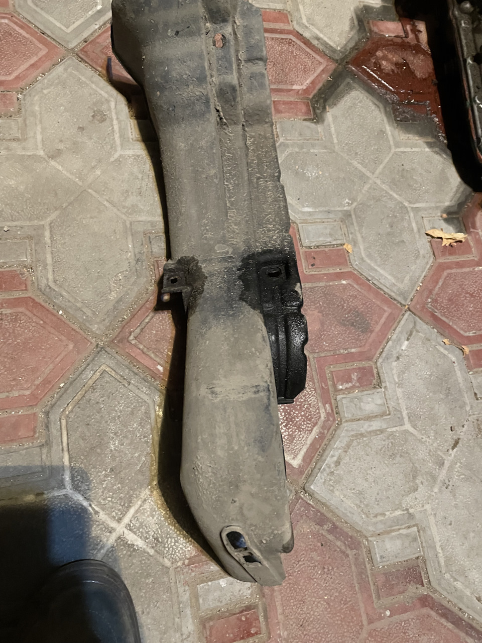 отстреливал пистолет при заправке — Subaru Forester (SF), 2,5 л, 1998 ...