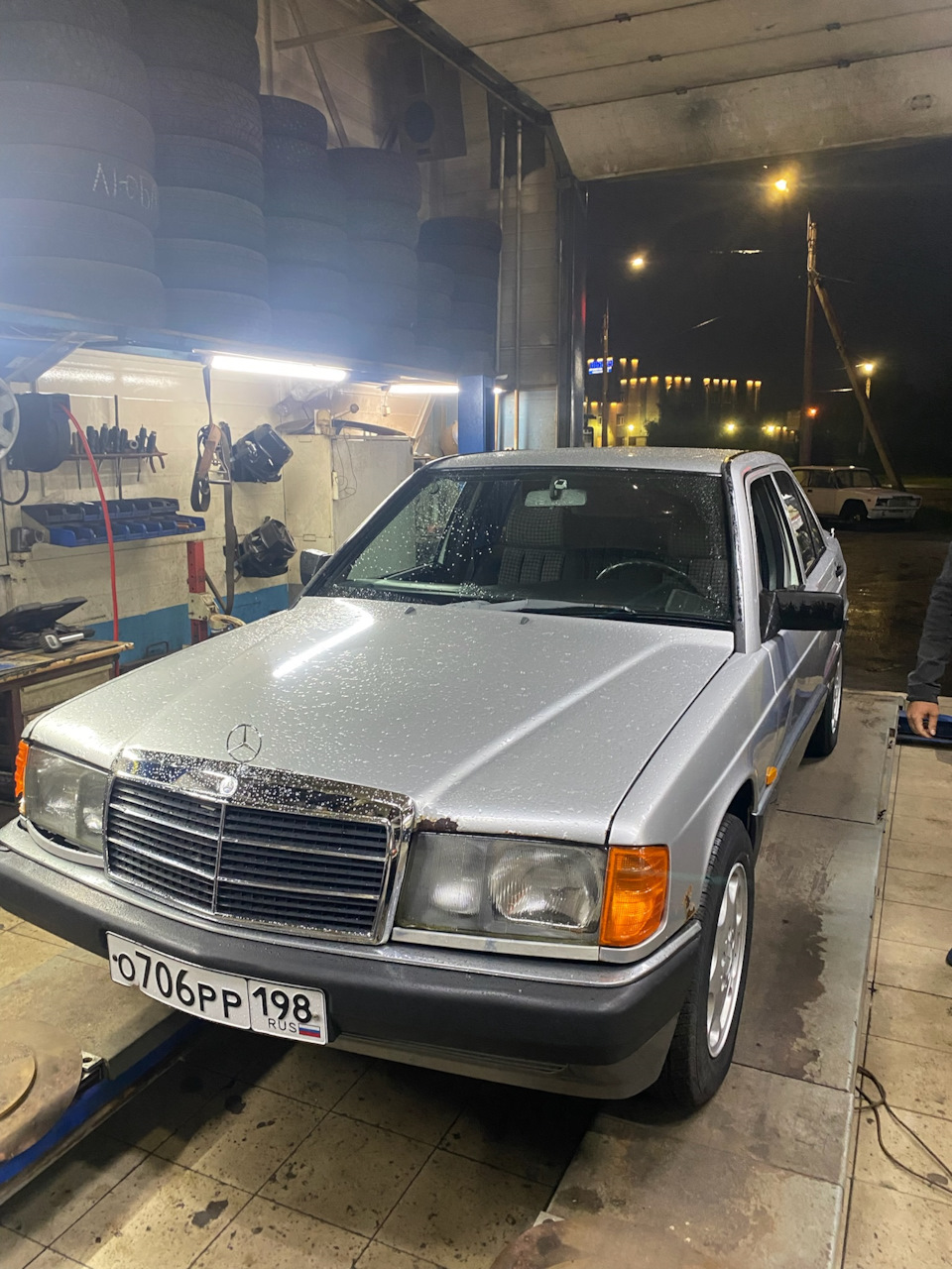 Первая встреча — Mercedes-Benz 190 (W201), 1,8 л, 1991 года | покупка  машины | DRIVE2