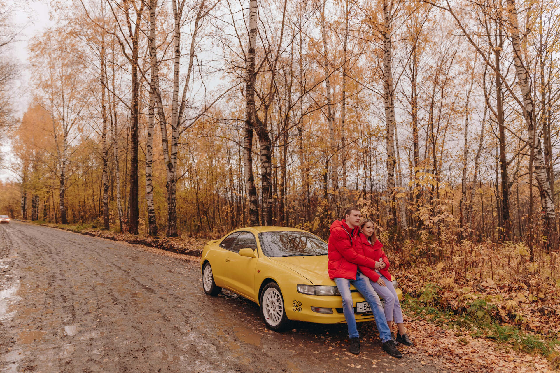 Осенняя фотосессия с машиной