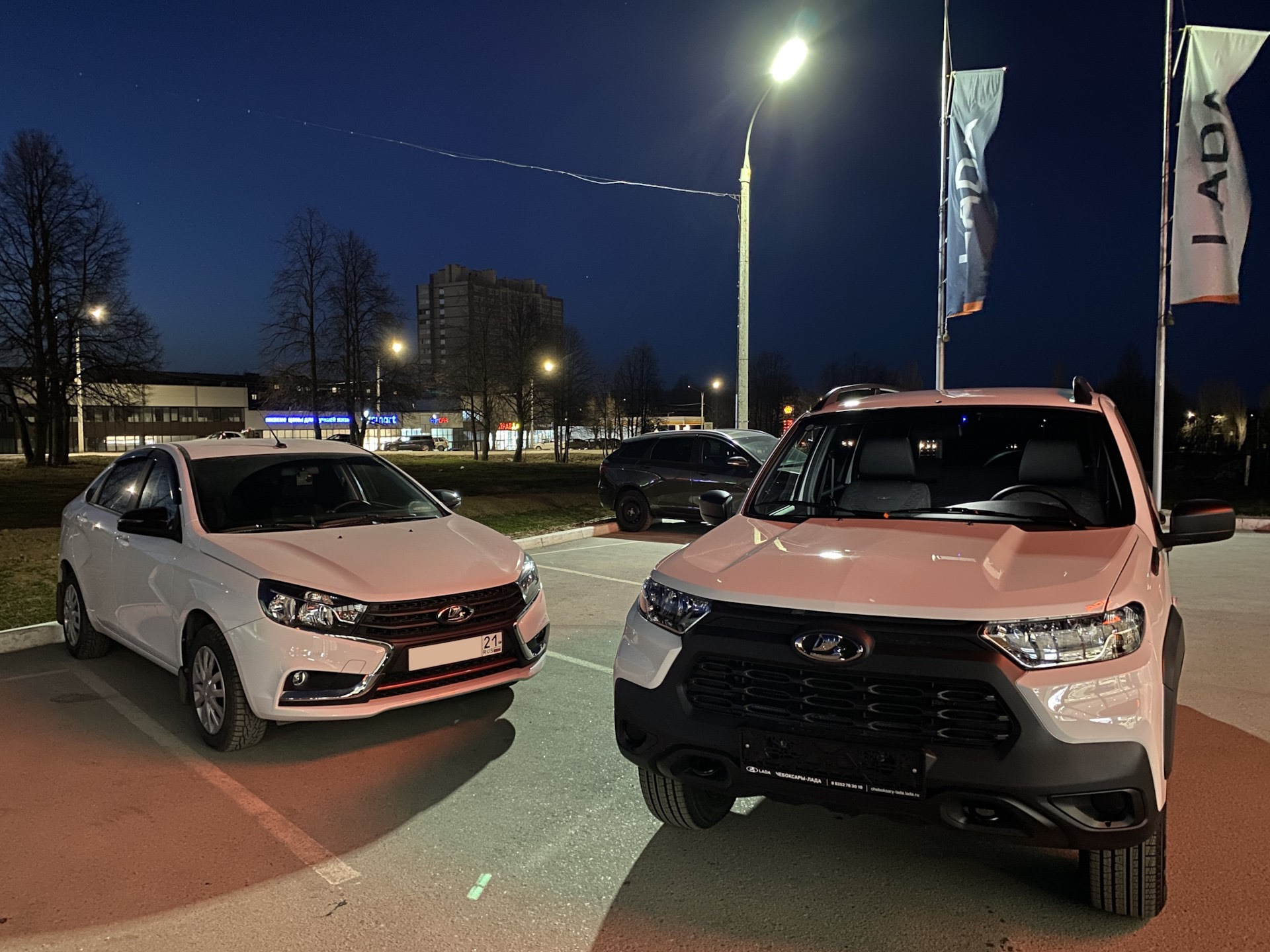 Громко и низко! А что так можно было? — Lada Vesta, 1,6 л, 2021 года |  автозвук | DRIVE2