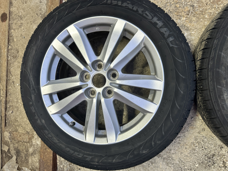 Шины летние Marshal 215/60 R17, литые диски 6,5Jx17 ET46 5x114,3 на ...