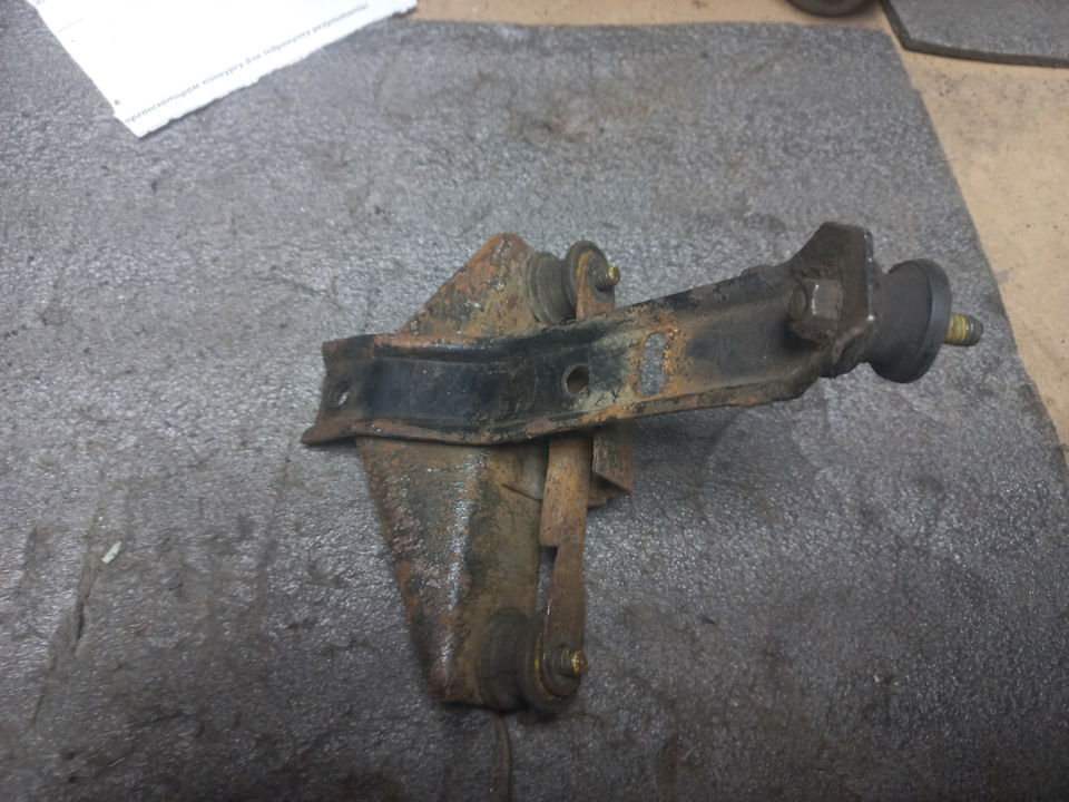 Фото в бортжурнале BMW 3 series (E30)